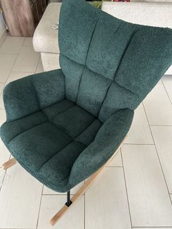 Green Nursing Chair 