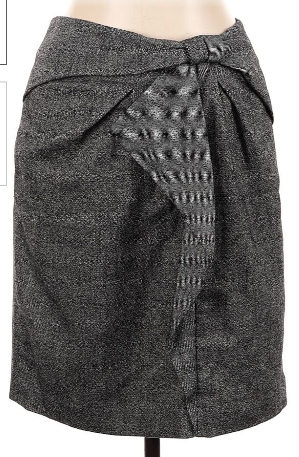 Banana Republic size 4 grey pencil skirt business