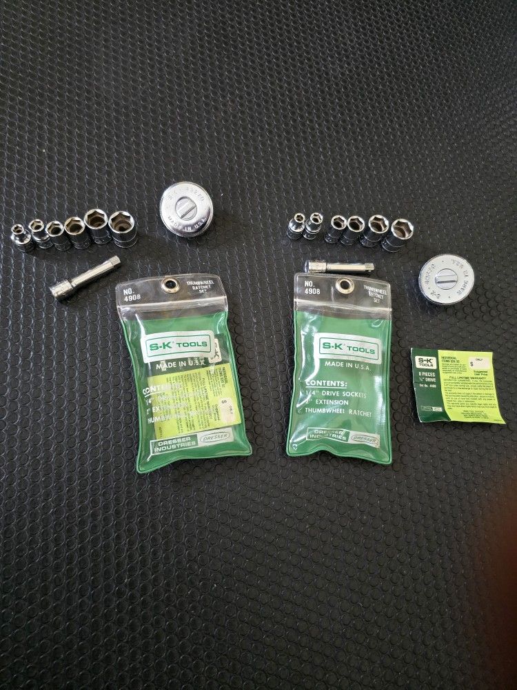 VINTAGE S-K DRESSER TOOLS 4908 1/4 SOCKET THUMBWHEEL RATCHET EXT. POUCH SET USA