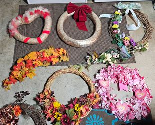 Wreaths Large Assortment