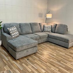 O'PHANNON PUTTY 2-PIECE RAF SECTIONAL