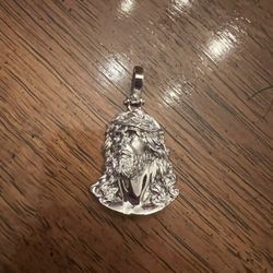 Jesus pendant Sterling Silver 