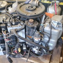 Mercury Power head. 2005 200 Optimax.