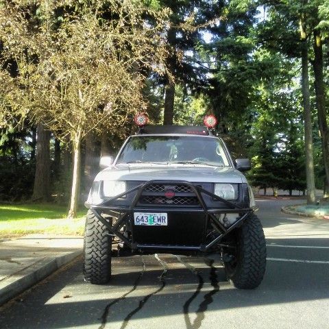 Custom Front Bumper For 2000-2004 Nissan Xterra.