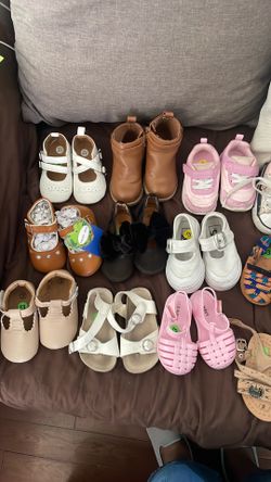 Girl shoes