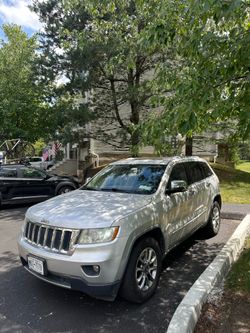 Jeep Grand Cherokee HEMI 5.7