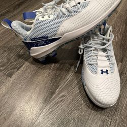 Under Armour Metal baseball cleats size 13.5