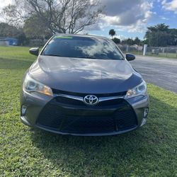 2016 TOYOTA CAMRY 