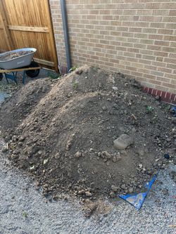 FREE CLEAN FILL DIRT
