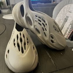 Yeezys  Stone Sage Size 12