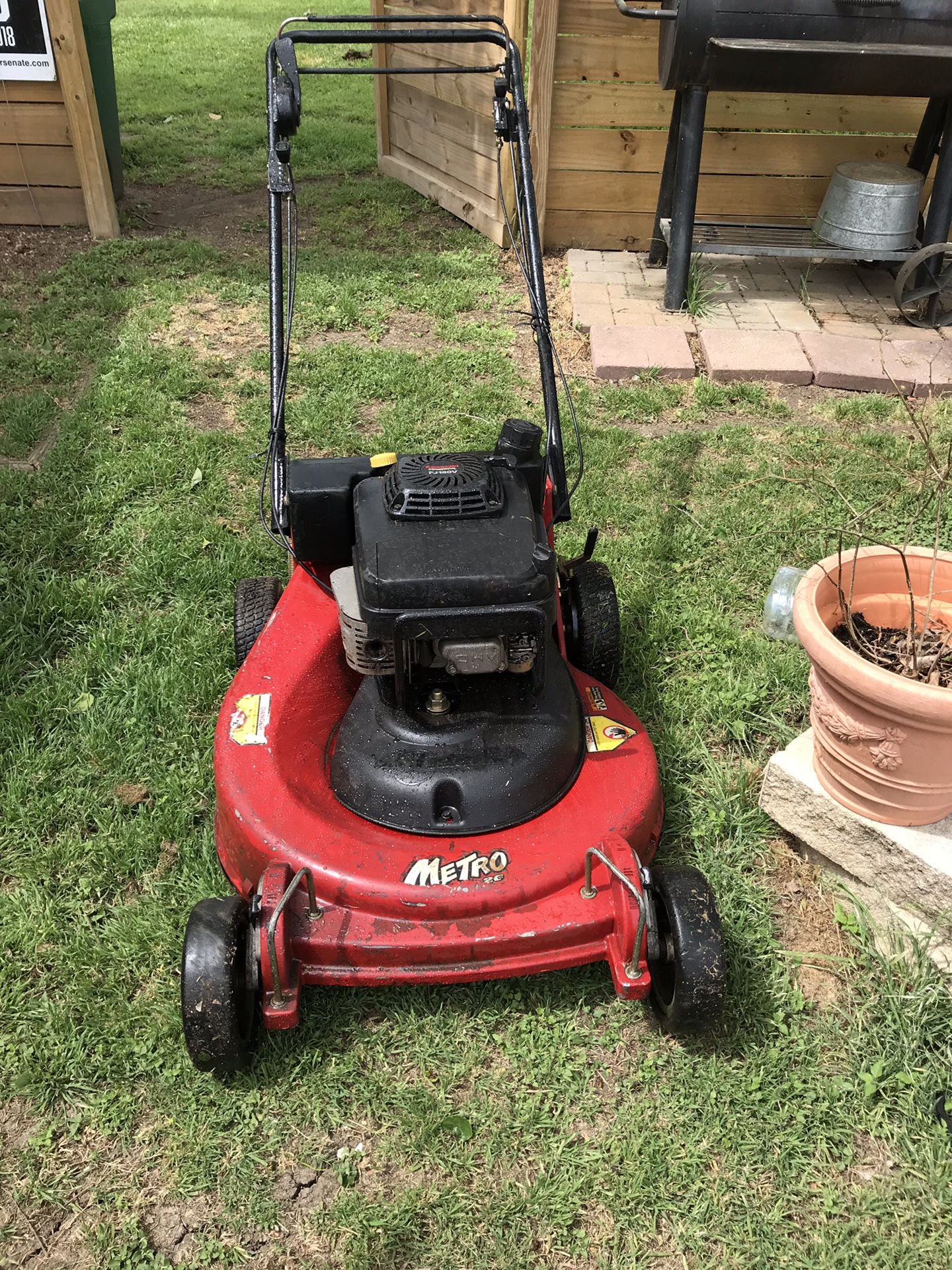 Exmark Metro 26 lawn mower