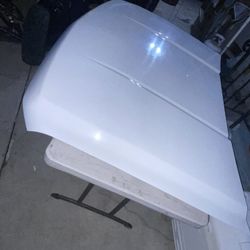 08 Chevy Silverado Hood 