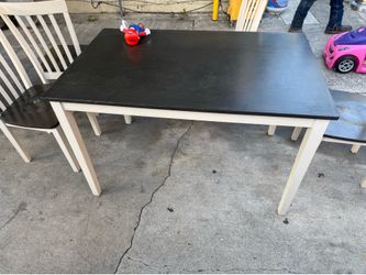 Dinning table