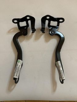 2007-2012 YARIS SEDAN LEFT AND RIGHT PAIR OF HOOD HINGES HINGE BLACK 2PCS