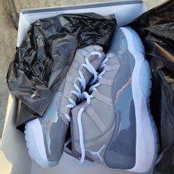 Jordan 11 Cool Gray Size 9 & 9.5