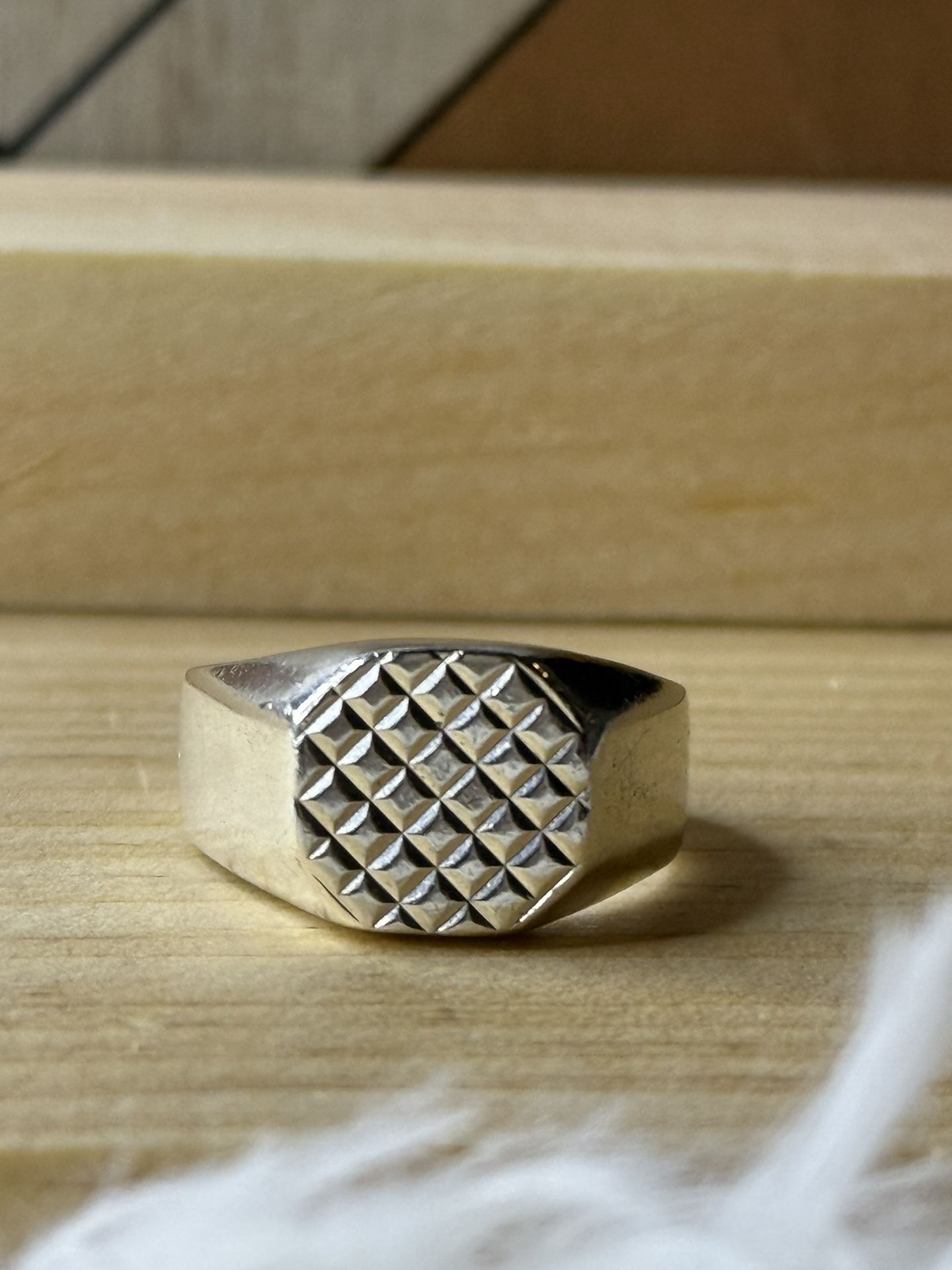 Sterling silver Ring size 9 12.8g