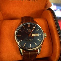 Mens Tag Heuer Calibre 5 Automatic Time/Date Watch with Original Case and Leather Band