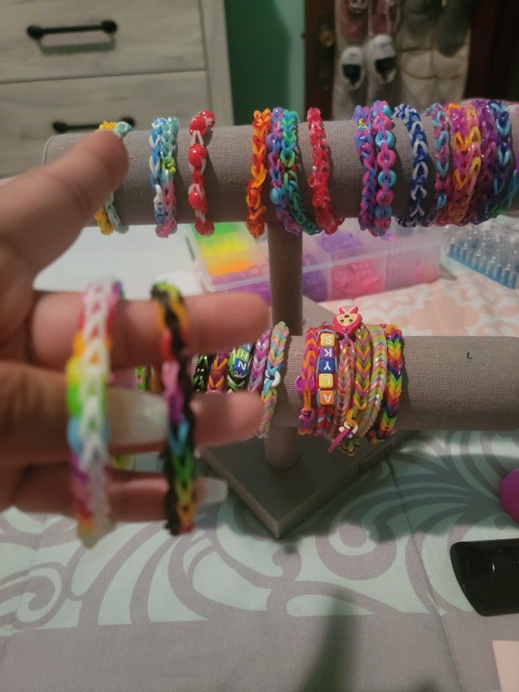 Rainbow Looms