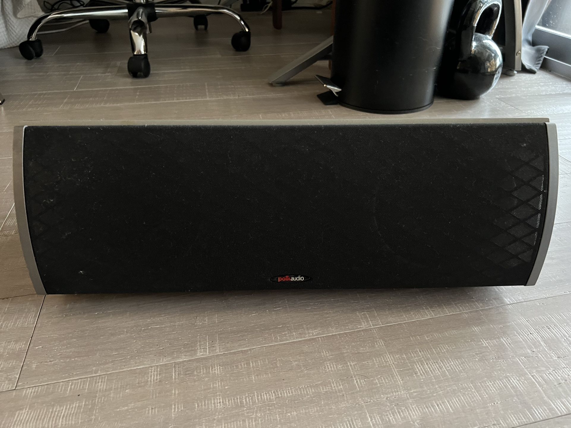 Polk audio CSI3 & Polk audio RTI8 for Sale in Sunny Isles Beach, FL