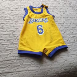 0 To 3 Month Old Lakers Number 6 LeBron James Jersey Onesie Brand New Condition