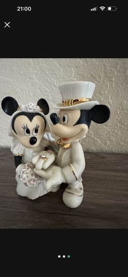 Lenox Disney “Minnie’s Dream Wedding” Mickey&Minnies Porcelain Figurine
