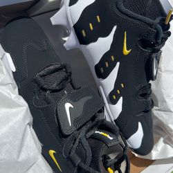 Nike Diamond Turf Deion Sanders