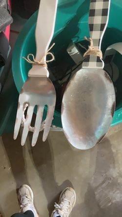 Big spoon and fork decoration