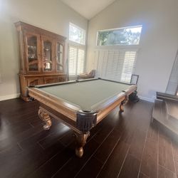Pool Table 8ft( Free Delivery & Set Up & Color Felt Of Your Choice )