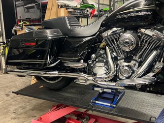 Vance & Hines Chrome Full Dual Exhaust Harley Touring 2009-2016