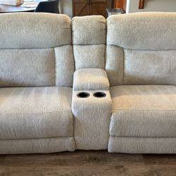 Power Reclining Loveseat with Center Console