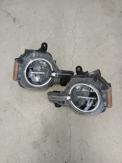 2023 Ford Bronco Headlights And Suspension Parts