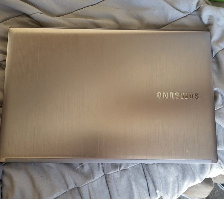 Samsung Series 7 Computer