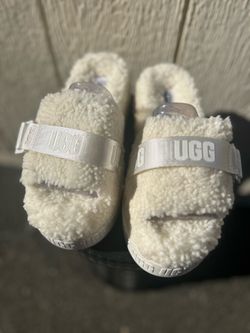 UGG - Fluffita Slide White Shearling Platform Sandals Sz 6