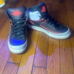 Air Jordan Retro 2 Size 6.5 Y