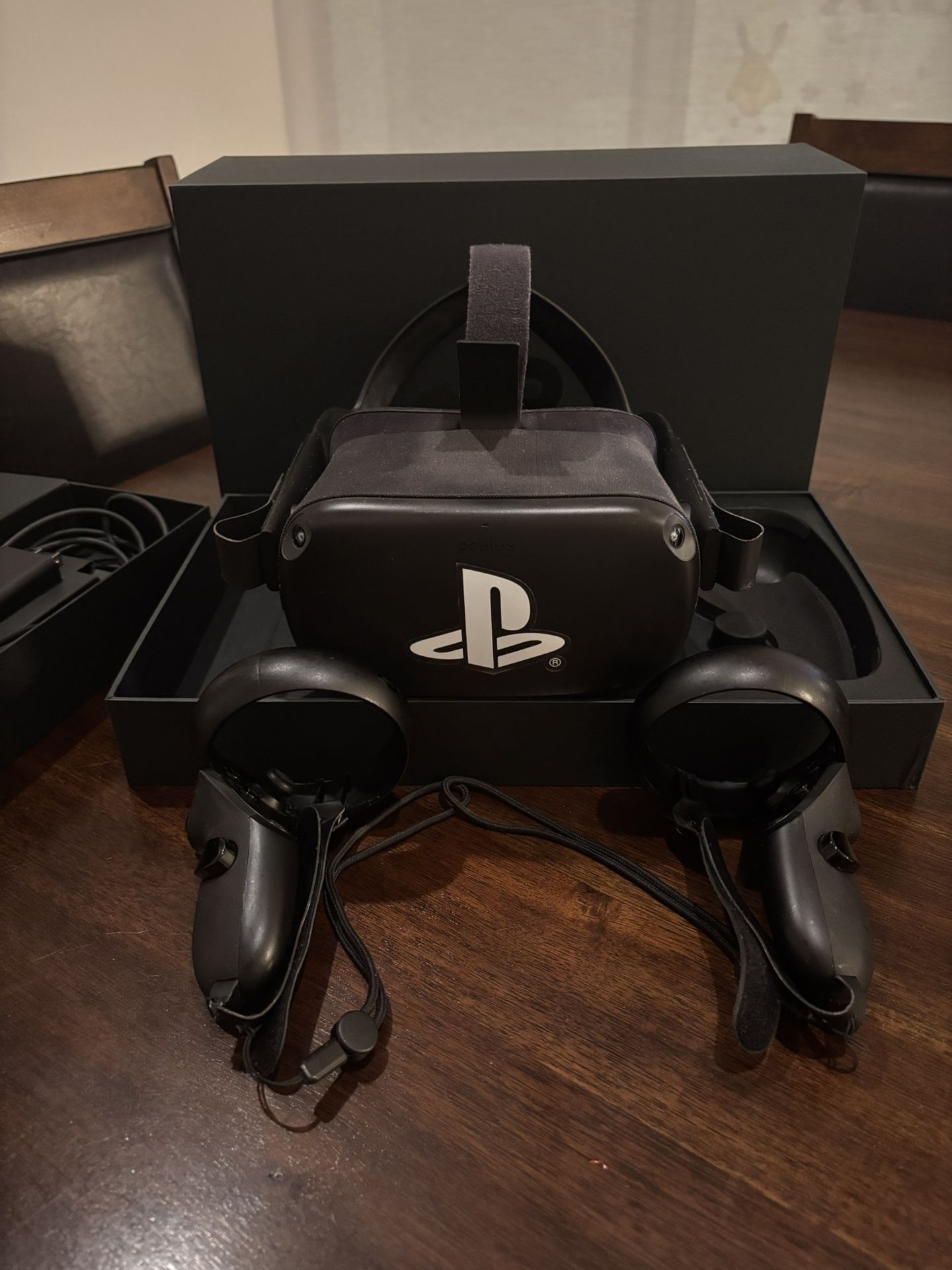 Meta Oculus Rift All In One Gaming VR Excellent Condition