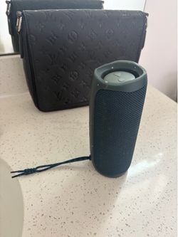 JBL SPEAKER  flip 5