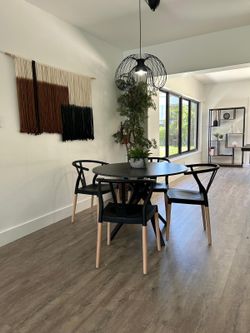 Dinning Set (round Table And 4 Chairs) Black