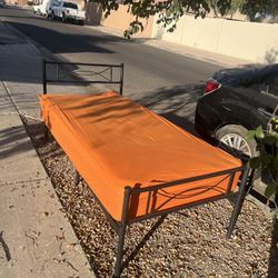 Free Bed