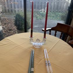 Candleholder (qty 1) with candlesticks (qty 6)