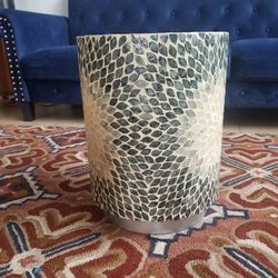 Mother of Pearl small table ❗️