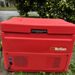 Marlboro Coleman Thermoelectric Cooler