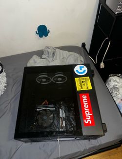 PC AND PS5 SLIM WITH PURPLE PS5 CONTROLLER - Not Firm On Price