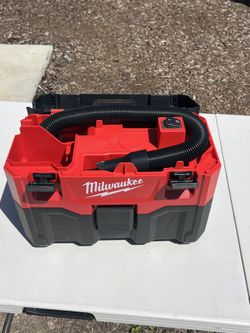 Milwaukee vacuum-Tool Only