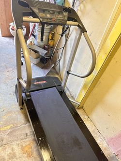 Working Treadmill 