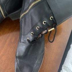 Donald Pliner Leather Boots.