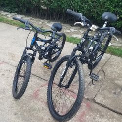 Two Hyper Bike Onn 26 An A 20 Ins