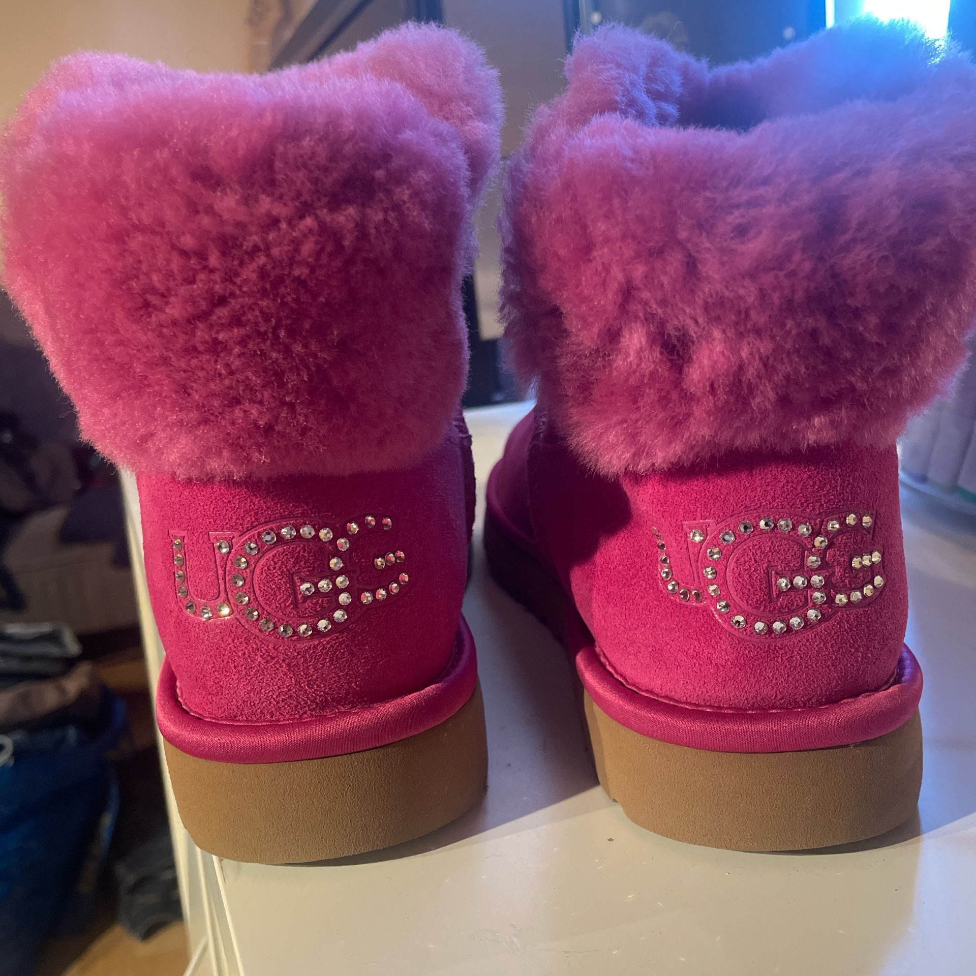 Hot Pink Ugg Boots US 7