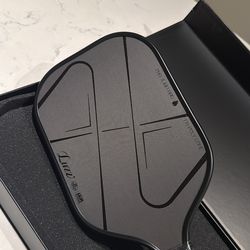 Luzz- Pro 4 Blue Blaze Inferno Pickleball Paddle - New - with Warranty