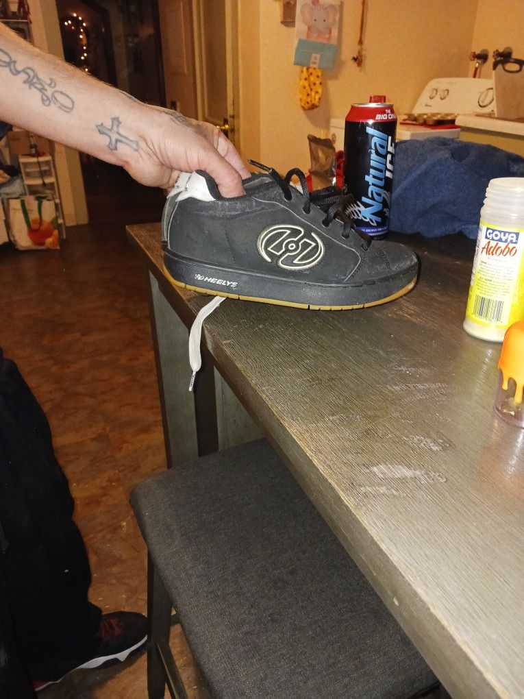 heelys
