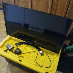 Like New 27" LG Computer Monitor